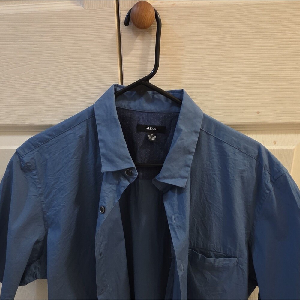 Alfani Men’s Blue Solid Woven Cotton/Spandex Short-Sleeve Button-Up Shirt XL - Picture 3 of 5